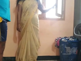 Desi bhabhi's wild encounter with Asian waiter