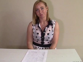A voluptuous mature woman receives intense penetration in this Czech casting
