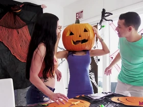 Stuck stepmom and big dick to the rescue in corny Halloween porn