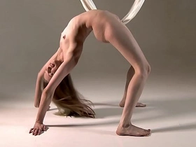 Seductive brunette Sofia's gymnastic moves will leave you breathless