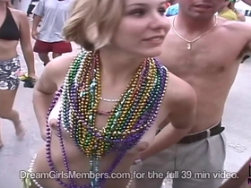 Sultry Florida barkeepers celebrate with provocative displays in scanty swimwear